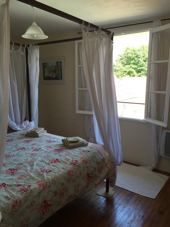 Maison Lajus Bassillon-Vauze Екстер'єр фото